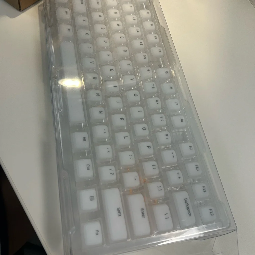 Sleek White Jelly Soft Keycaps